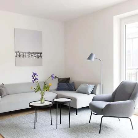 Steuerbord דירה *