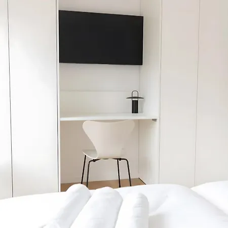 Steuerbord דירה *