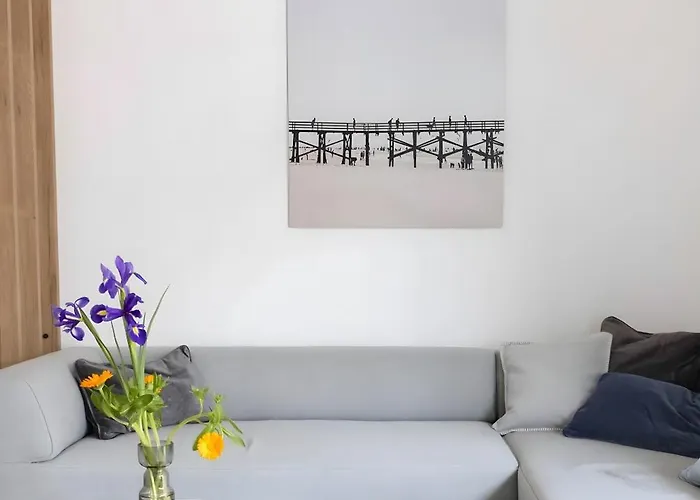 아파트 Steuerbord *